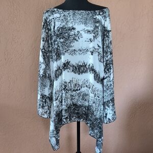 Lior Women's Black and White Patterned Cover-up